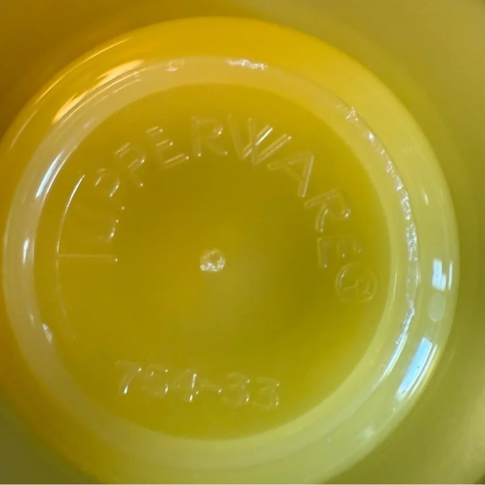 Vintage Tupperware Yellow parfait/ dessert Bowl Set